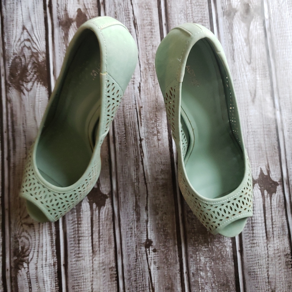 Apt. 9 Mint Green Heels